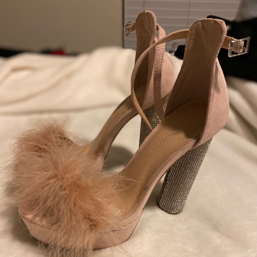 MISS LOLA PINK FURRY HEELS